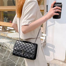 Bolsa LuxChain™ – Compacta, Chique e Ideal para Todas as Ocasiões