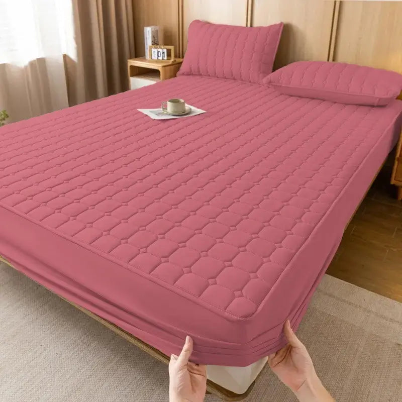 ProtecLuxe™ – Protetor de Colchão Impermeável Matelado Conforto e Durabilidade